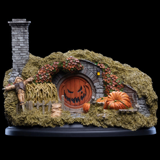 WETA WORKSHOP | THE HOBBIT 16 HILL LANE | HALLOWEEN EDITION ENVIRONMENT